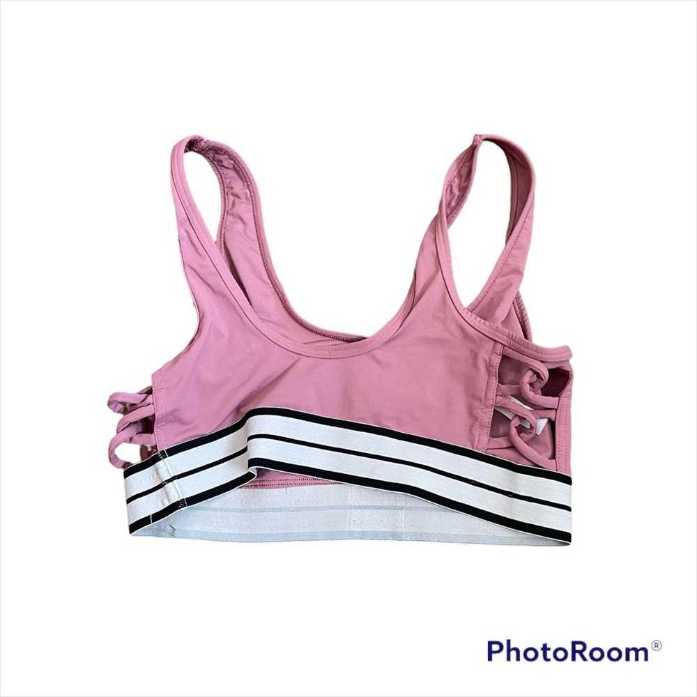 Victoria’s Secret pink sports bra - Picture 2 of 3